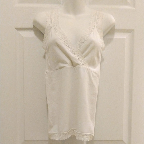 Giodano lace tank top - NWOT - Picture 1 of 8